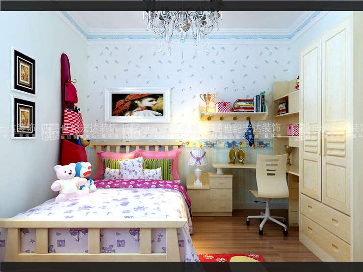 孩子房间使用了清爽的蓝色，搭配原木的家具，不仅环保还使得整个空间精致无比，衣柜、书柜、写字台也将这个空间很有实用性。