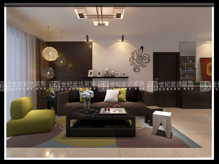 沙发背景墙的造型采用了不规则的平衡设计法，隔板的设计可以增加摆放相框饰品的空间，让家有一个温馨交流的区域，现代感强的挂表也让整个空间充满了灵动性。
