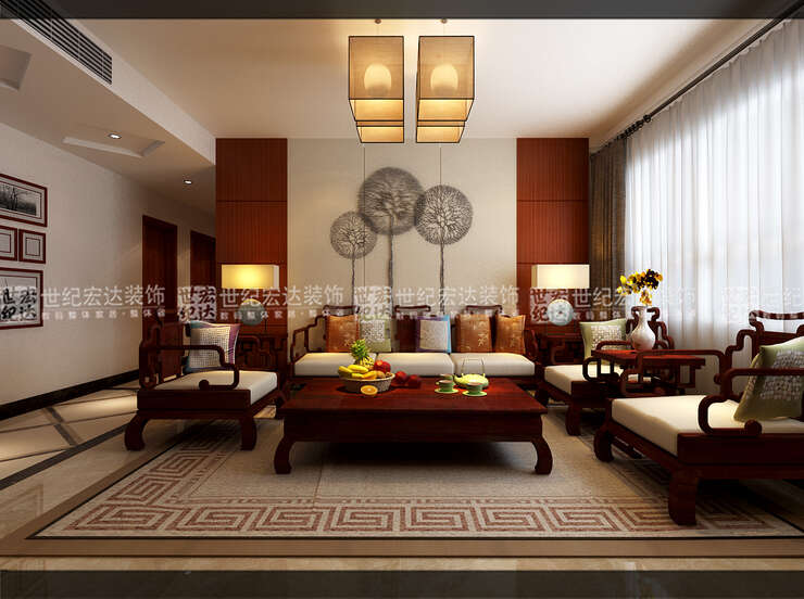 客厅的红木家具体现了“精，巧，简，雅”的家具特点。沙发背景墙的装饰物也让这个中式的空间显得柔和亲近了许多。