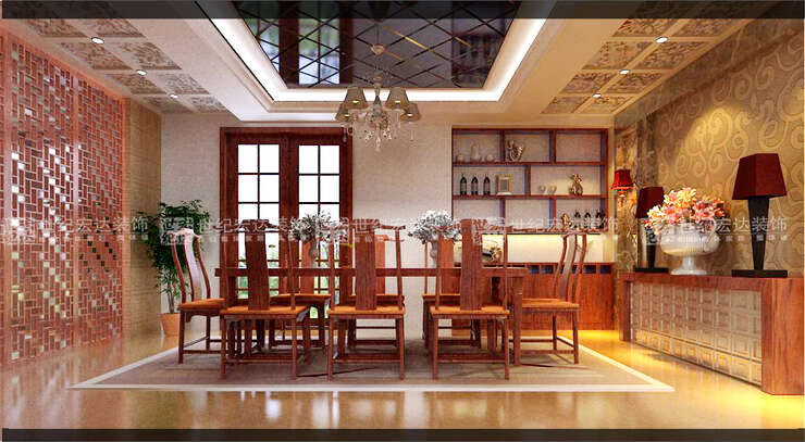 餐厅墙面中式花格和镜面的运用，让空间变得更有层次