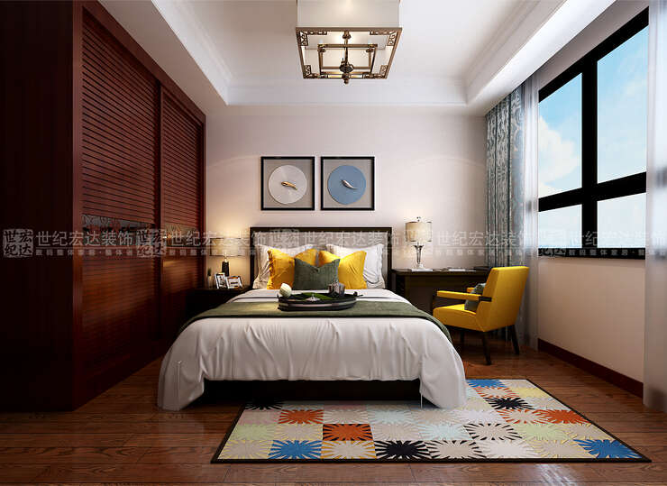 次卧室也很简洁墙面是纯色的壁纸，百叶柜门的大衣柜，木地板