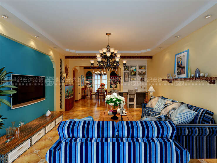 客餐厅、走廊影视墙运用拱形洞、蔚蓝色乳胶漆、马赛克，地面仿古砖配以条形布艺沙发。